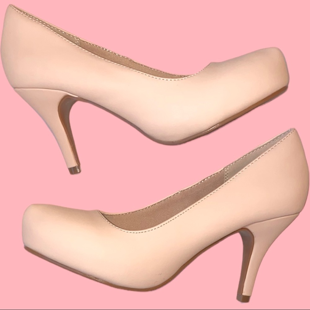 NWOT | 3” nude faux-nubuck heels w/ hidden 0.5” platform